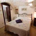 לינה וארוחת בוקר Quei Trulli Divini מרטינה פרנקה