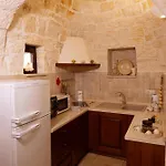 Quei Trulli Divini לינה וארוחת בוקר 3*