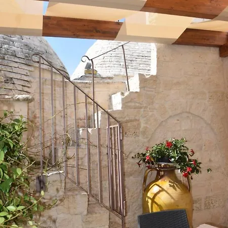 Quei Trulli Divini Couette-café 3*