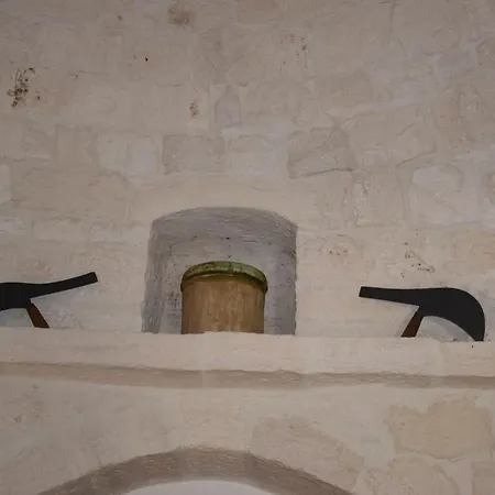 Quei Trulli Divini Bed & Breakfast