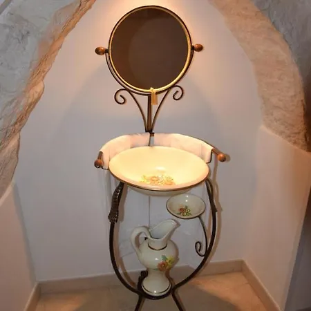 Quei Trulli Divini Bed & Breakfast *