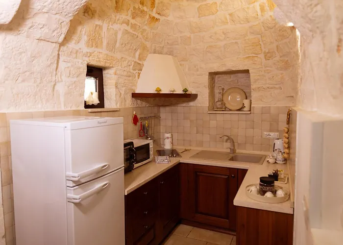 Quei Trulli Divini Bed and breakfast 4*